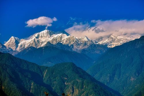 Gangtok 2N – Pelling 1N – Darjeeling 2N Tour Package